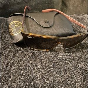 RAY- BAN POLARIZED SUNGLASSES